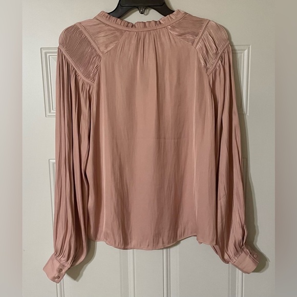 Rachael Zoe Pleated Shoulder Long Sleeve Peasant Top Size XS New Business Pink - Picture 8 of 9